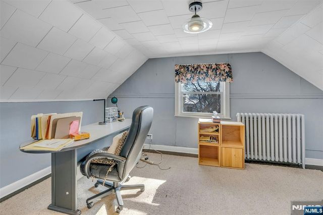 1 Grange Court, Teaneck, NJ 07666