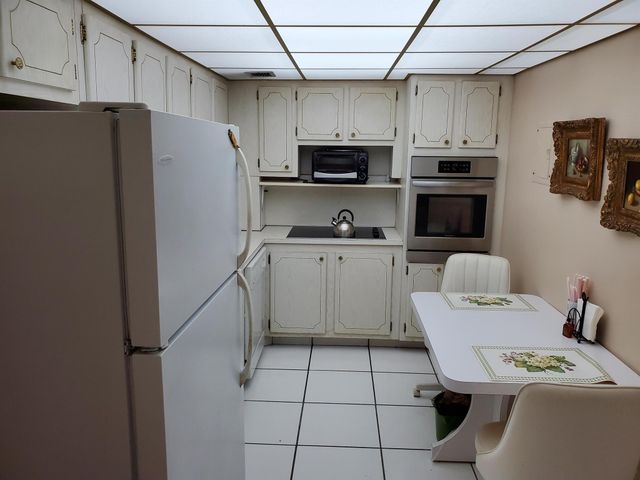 3450 S Ocean Boulevard 621, Palm Beach, FL 33480