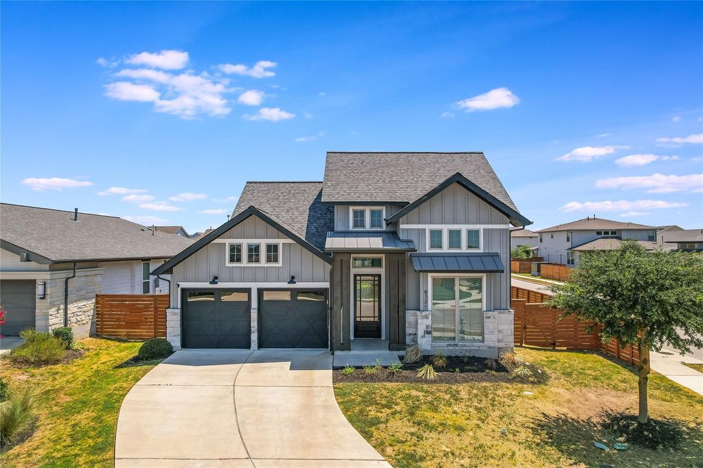 8321 Donnelley DR, Austin, TX 78744
