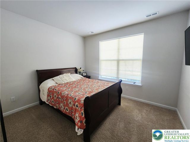 8142 Century Boulevard, Upper Macungie Twp, PA 18031