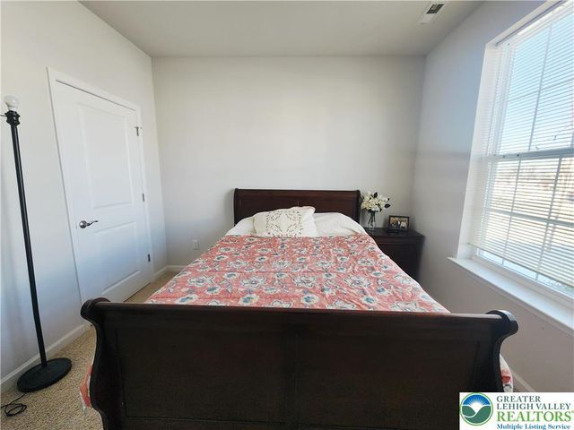 8142 Century Boulevard, Upper Macungie Twp, PA 18031