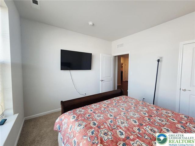 8142 Century Boulevard, Upper Macungie Twp, PA 18031