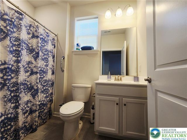 8142 Century Boulevard, Upper Macungie Twp, PA 18031