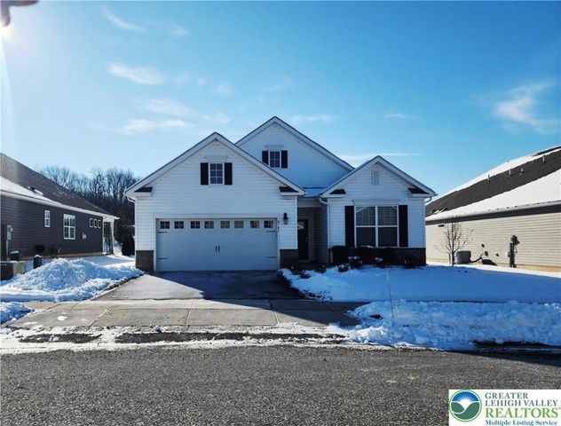 8142 Century Boulevard, Upper Macungie Twp, PA 18031