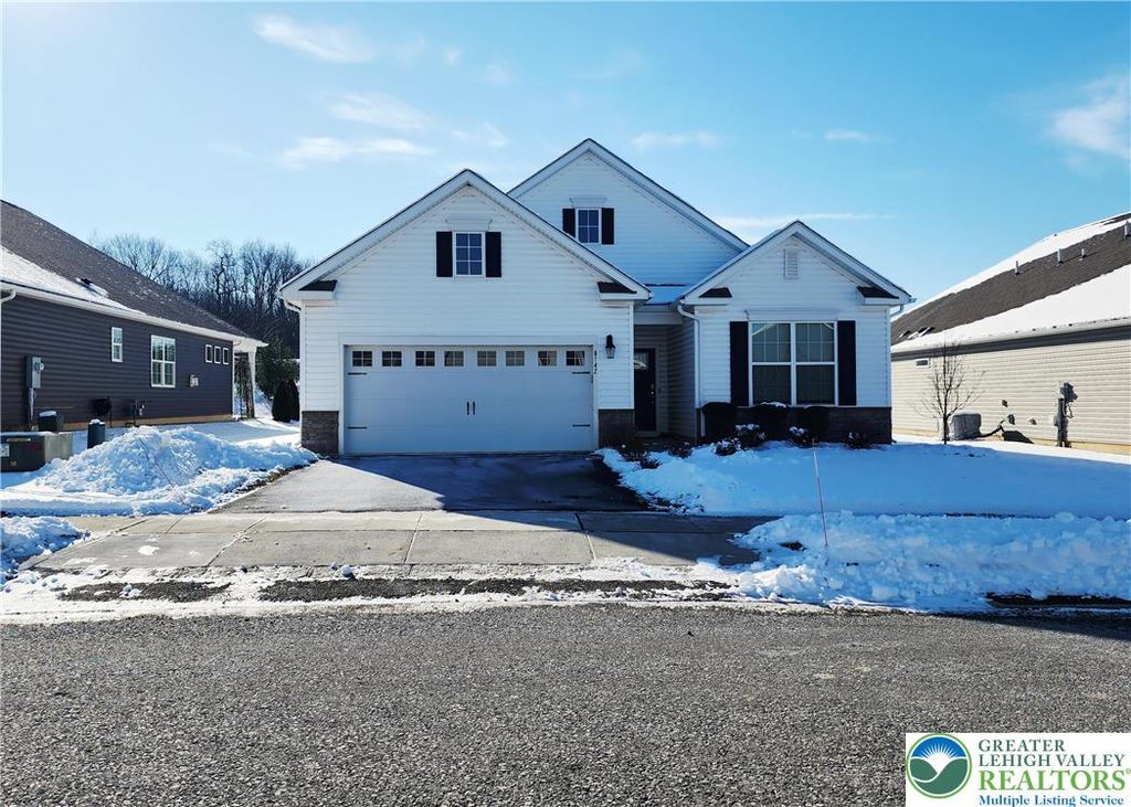 8142 Century Boulevard, Upper Macungie Twp, PA 18031