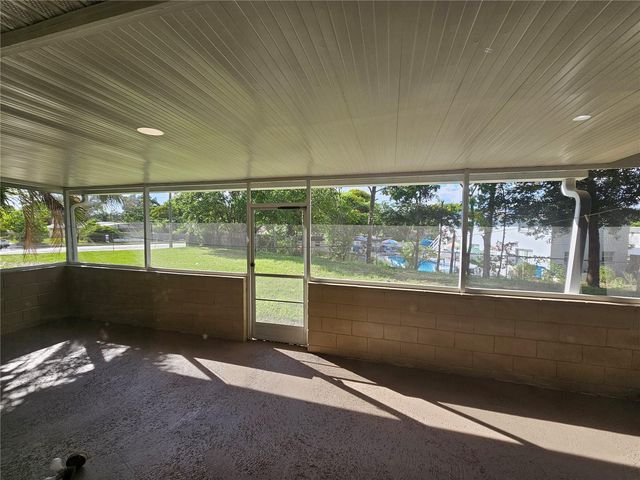 6623 SWYEAR COURT, Orlando, FL 32818