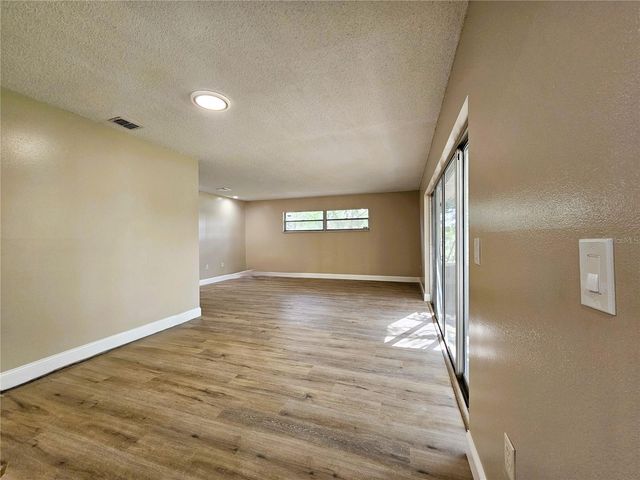 6623 SWYEAR COURT, Orlando, FL 32818