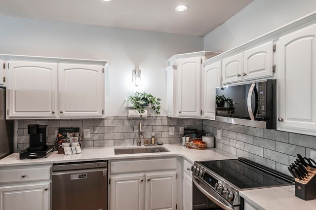 5779 Payne Rd, Portland, TN 37148