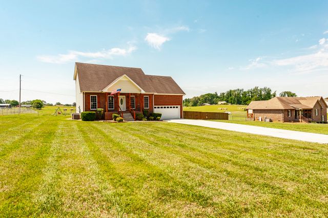 5779 Payne Rd, Portland, TN 37148