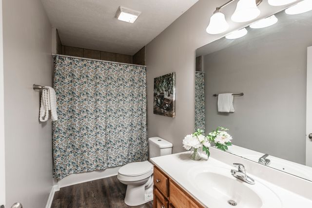 5779 Payne Rd, Portland, TN 37148