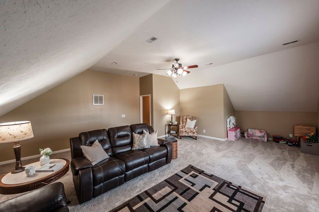 5779 Payne Rd, Portland, TN 37148
