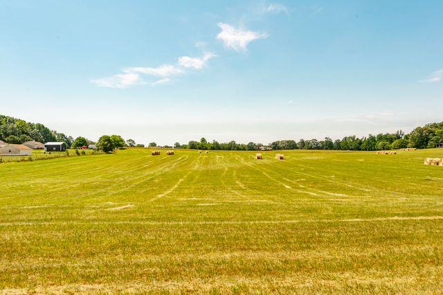 5779 Payne Rd, Portland, TN 37148