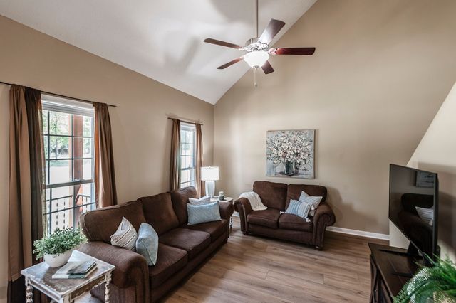 5779 Payne Rd, Portland, TN 37148