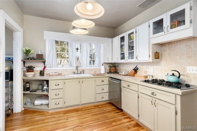1601 13th, Tuscaloosa, AL 35401