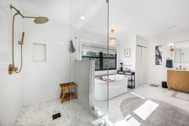 912 Woodbriar Court, Fort Walton Beach, FL 32547