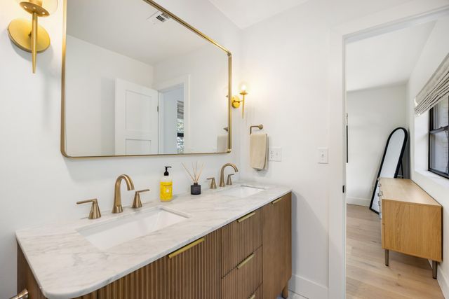 912 Woodbriar Court, Fort Walton Beach, FL 32547