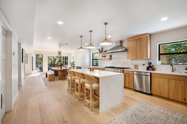 912 Woodbriar Court, Fort Walton Beach, FL 32547