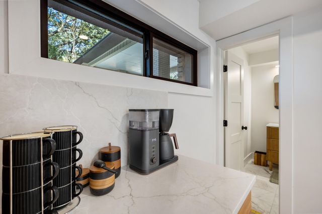 912 Woodbriar Court, Fort Walton Beach, FL 32547