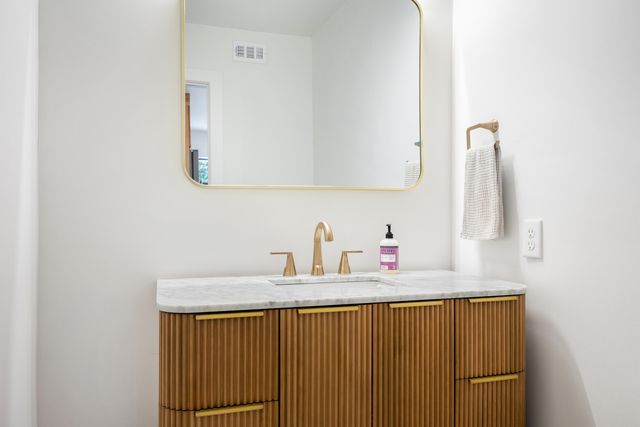 912 Woodbriar Court, Fort Walton Beach, FL 32547