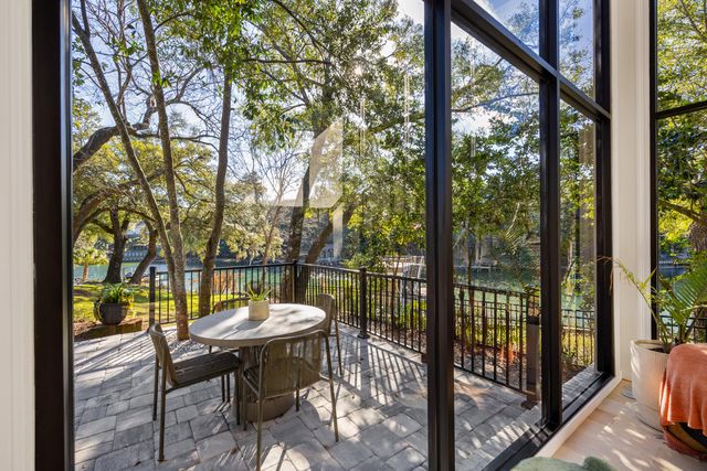 912 Woodbriar Court, Fort Walton Beach, FL 32547