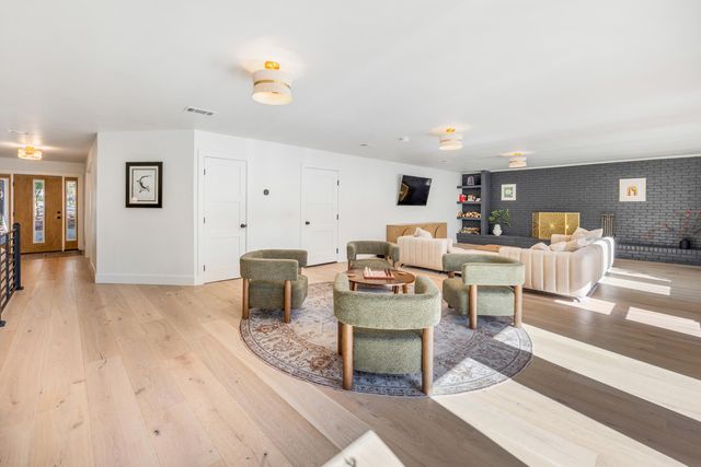 912 Woodbriar Court, Fort Walton Beach, FL 32547