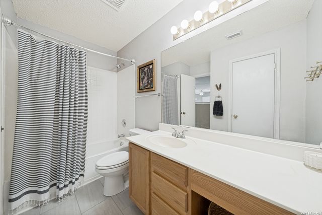 2214 Stallion Run, San Antonio, TX 78259