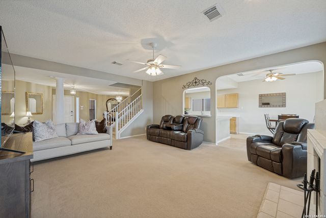 2214 Stallion Run, San Antonio, TX 78259
