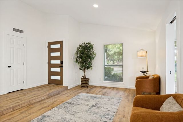 1512 Hayfield Drive, Plano, TX 75023