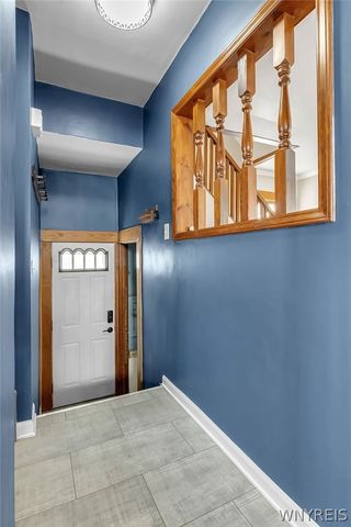 40 Norwood Drive, West Seneca, NY 14224