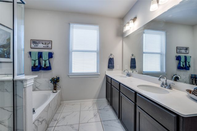 751 Gray Wolf Drive, Prosper, TX 75078