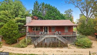454 BARKSDALE LN, Hedgesville, WV 25427