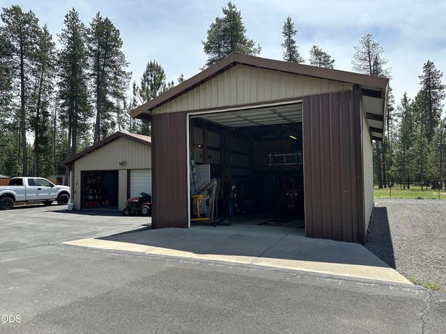 15531 Federal Road, La Pine, OR 97739