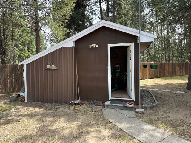 15531 Federal Road, La Pine, OR 97739
