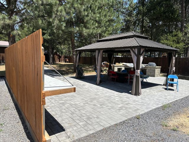 15531 Federal Road, La Pine, OR 97739