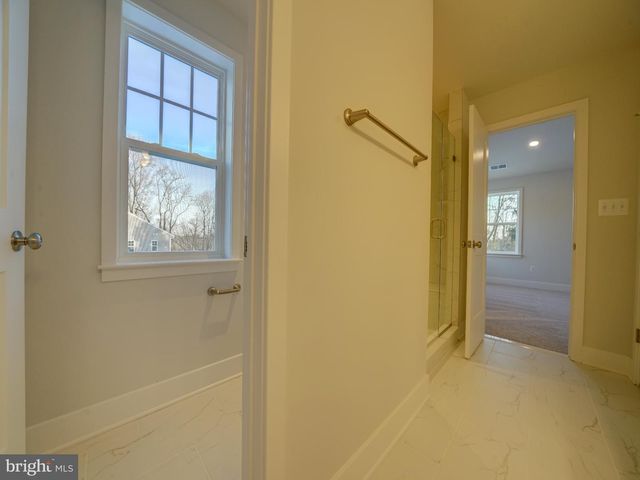 9425 FAIRVIEW AVE, Laurel, MD 20723