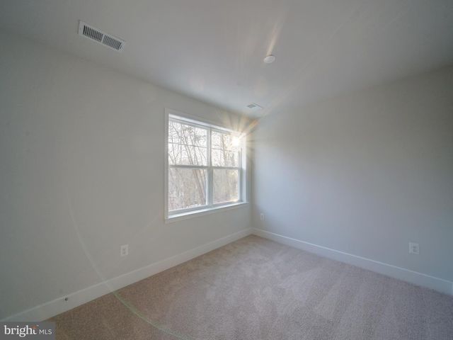 9425 FAIRVIEW AVE, Laurel, MD 20723