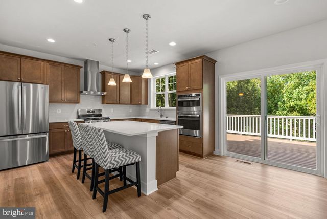 9425 FAIRVIEW AVE, Laurel, MD 20723