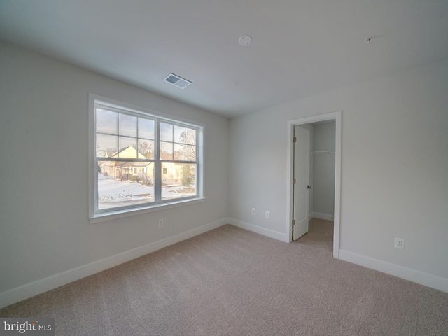 9425 FAIRVIEW AVE, Laurel, MD 20723