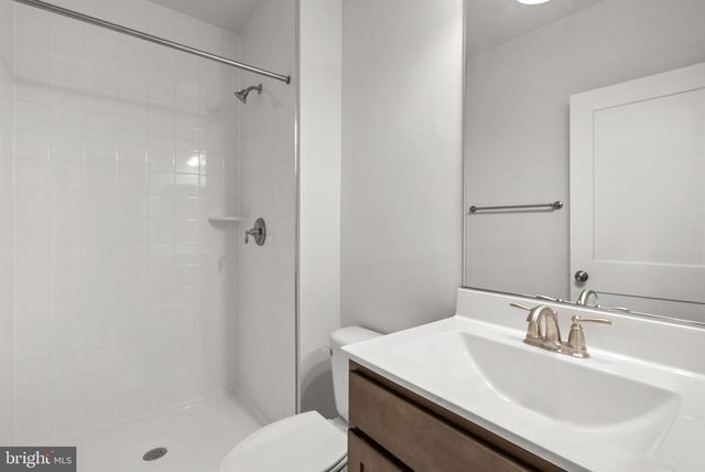 9425 FAIRVIEW AVE, Laurel, MD 20723