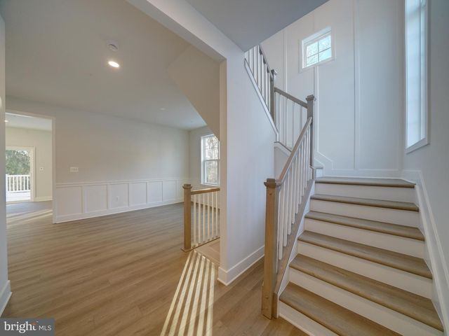 9425 FAIRVIEW AVE, Laurel, MD 20723