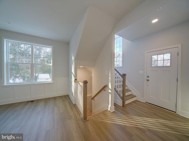 9425 FAIRVIEW AVE, Laurel, MD 20723