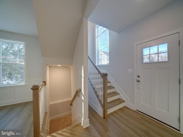 9425 FAIRVIEW AVE, Laurel, MD 20723