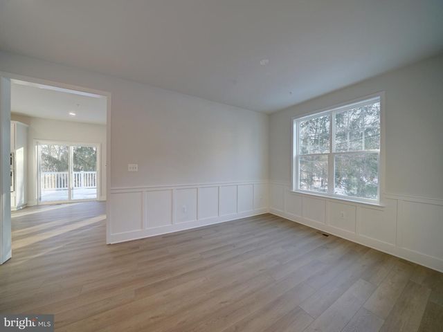 9425 FAIRVIEW AVE, Laurel, MD 20723