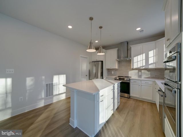 9425 FAIRVIEW AVE, Laurel, MD 20723