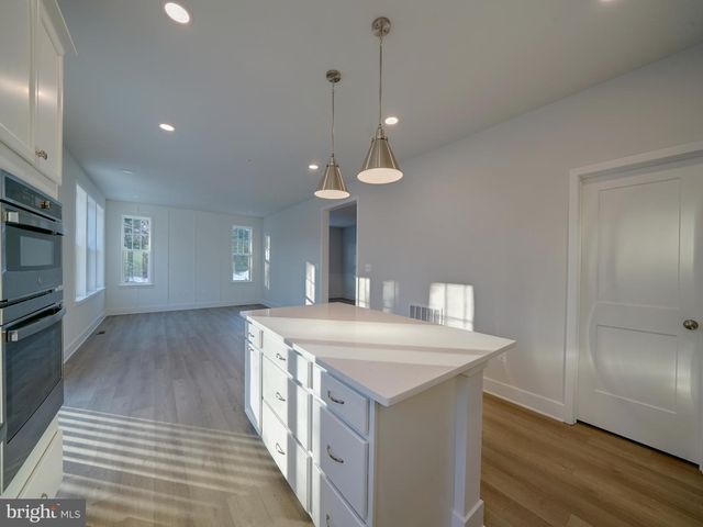 9425 FAIRVIEW AVE, Laurel, MD 20723