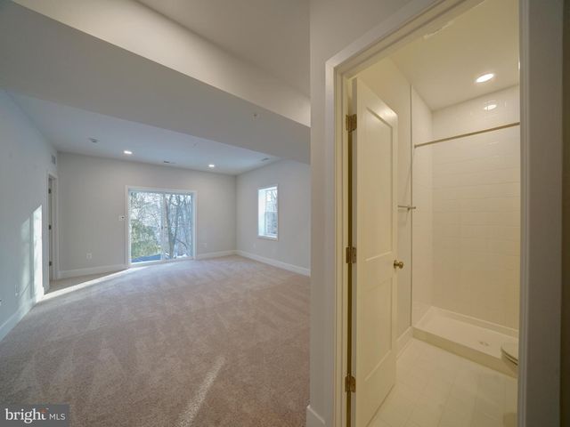 9425 FAIRVIEW AVE, Laurel, MD 20723