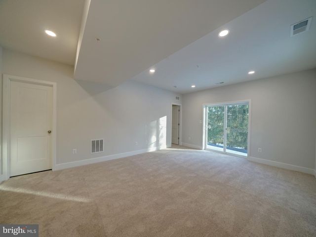 9425 FAIRVIEW AVE, Laurel, MD 20723