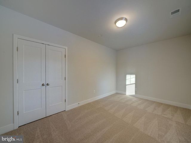 9425 FAIRVIEW AVE, Laurel, MD 20723