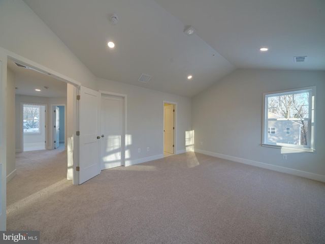 9425 FAIRVIEW AVE, Laurel, MD 20723