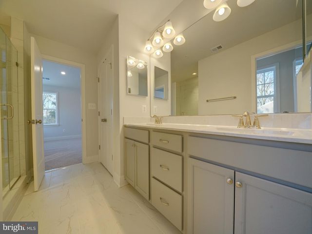 9425 FAIRVIEW AVE, Laurel, MD 20723